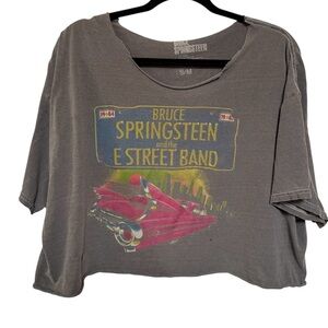 Gray Graphic Short Sleeve Tee